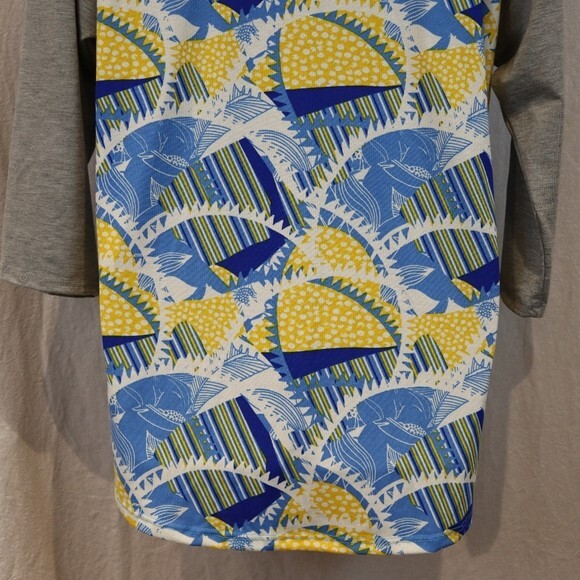 Lularoe Randy Raglan Tshirt Super Soft Gray Sleeve Colorful Geometric 2X - Picture 13 of 14